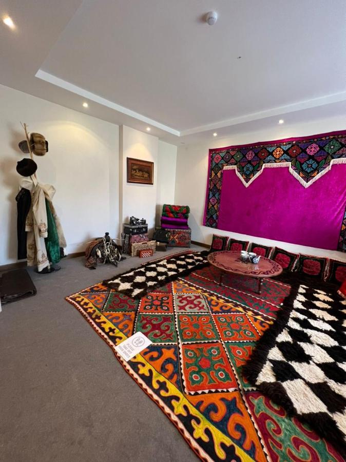 Grand Khan Tengri 4* ナルイン エクステリア 写真